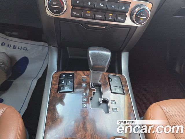 Kia Mohave Diesel 3.0 4WD VIP 2018 — фото 8