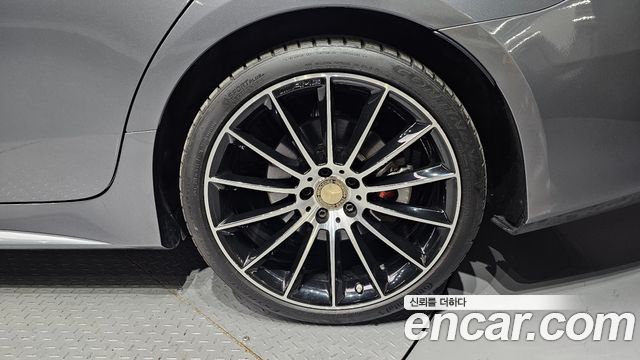 Mercedes-Benz CLS-Class (C257) CLS400d 4MATIC AMG Line 2019 — фото 5
