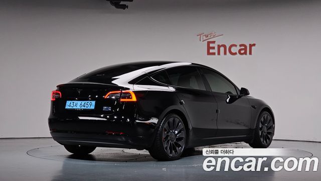 Tesla Model 3 Performance AWD 2021 — фото 2