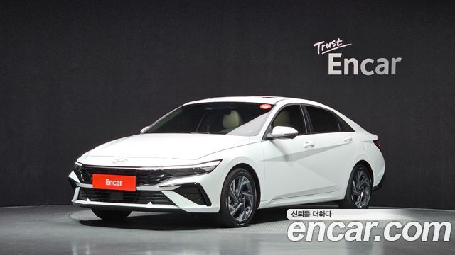 Hyundai Avante Hybrid (CN7) Inspiration