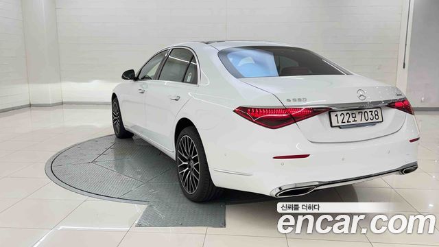 Mercedes-Benz S-Class (W223) S580L 4MATIC 2026 — фото 3