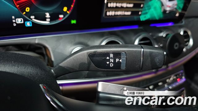 Mercedes-Benz E-Class (W213) E250 AMG Line 2023 — фото 9