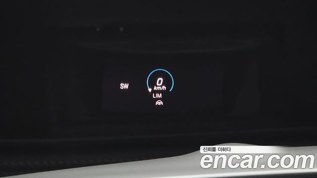 Mercedes-Benz E-Class (W213) E250 AMG Line 2023 — фото 12