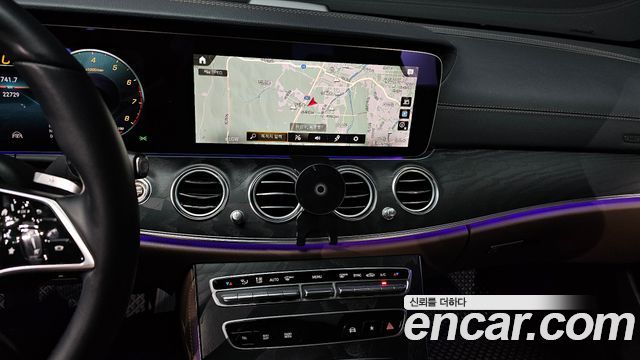 Mercedes-Benz E-Class (W213) E250 AMG Line 2023 — фото 14