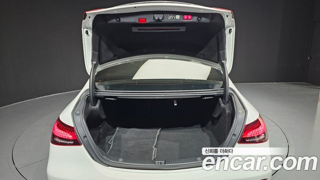 Mercedes-Benz E-Class (W213) E250 AMG Line 2023 — фото 20