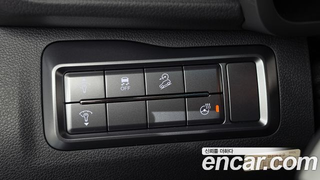 KG Mobility (SsangYong) Very New Tivoli Gasoline 1.5 2WD V3 2020 — фото 19