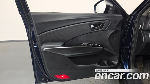 KG Mobility (SsangYong) Very New Tivoli Gasoline 1.5 2WD V3 2020 — фото 24