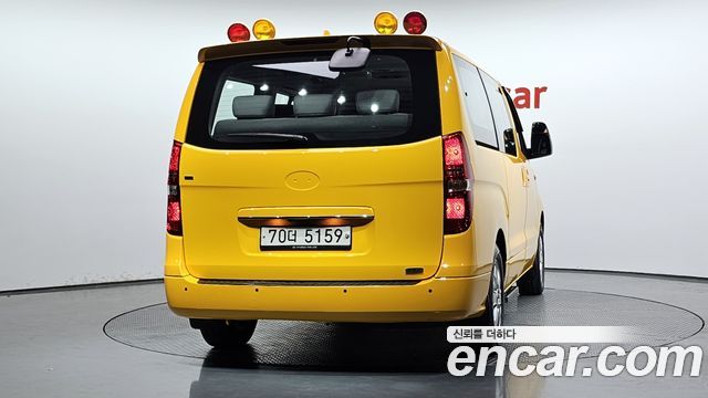 Hyundai Grand Starex School Bus LPi 2021 — фото 4