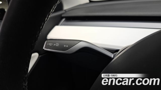 Tesla Model Y Standard Range RWD 2021 — фото 14