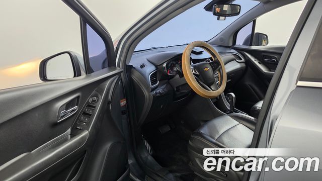 Chevrolet Trax 1.4 Premier 2019 — фото 10