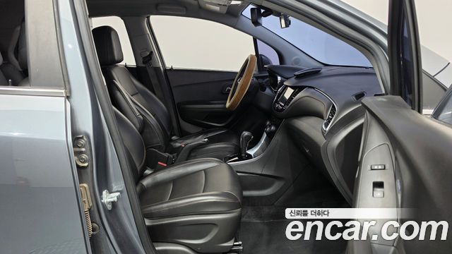 Chevrolet Trax 1.4 Premier 2019 — фото 26