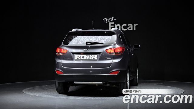 Hyundai Tucson ix Diesel 2WD LX20 Luxury 2013 — фото 4