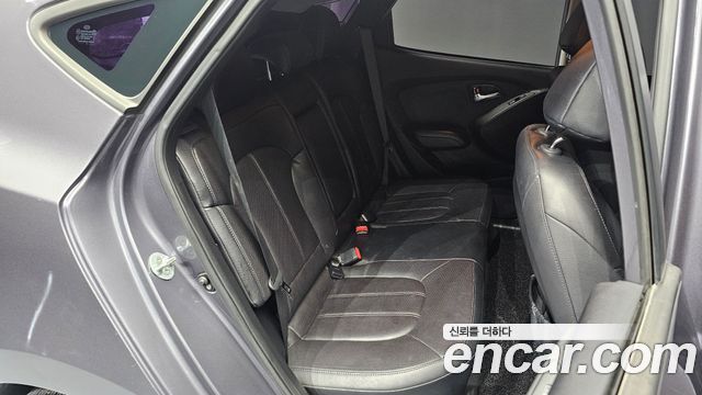 Hyundai Tucson ix Diesel 2WD LX20 Luxury 2013 — фото 11