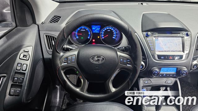 Hyundai Tucson ix Diesel 2WD LX20 Luxury 2013 — фото 13