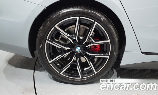 BMW 4 Series (G22) 420i M Sport Pro Gran Coupe 2025 — фото 5