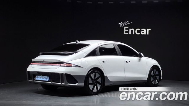 Hyundai Ioniq 6 Long Range Exclusive 2023 — фото 2