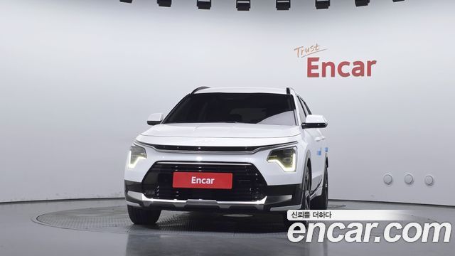 Kia Niro Signature 2022 — фото 3