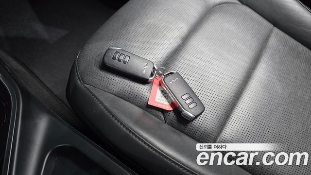 Kia Niro Signature 2022 — фото 15