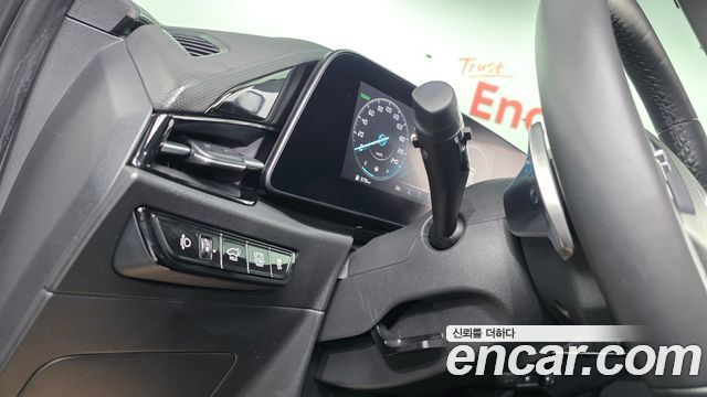 Kia Niro Signature 2022 — фото 19