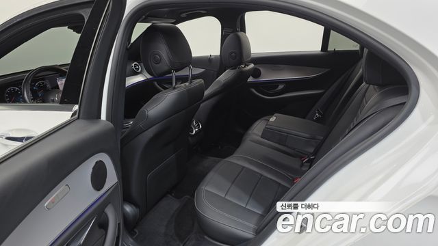 Mercedes-Benz E-Class (W213) E250 Avantgarde 2021 — фото 12