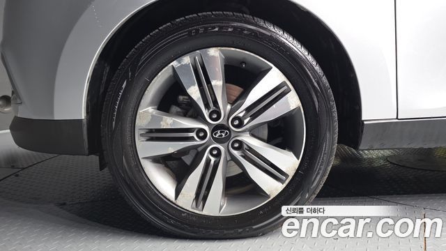 Hyundai Tucson ix Diesel(e-VGT) 2WD Smart special 2014 — фото 5