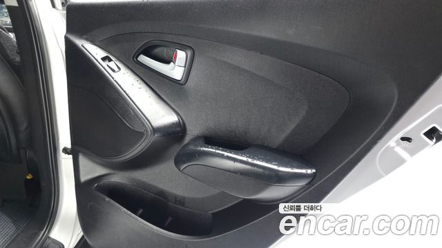 Hyundai Tucson ix Diesel(e-VGT) 2WD Smart special 2014 — фото 25