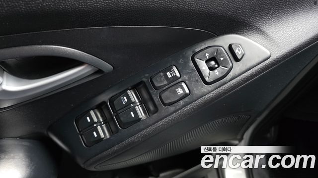 Hyundai Tucson ix Diesel(e-VGT) 2WD Smart special 2014 — фото 28