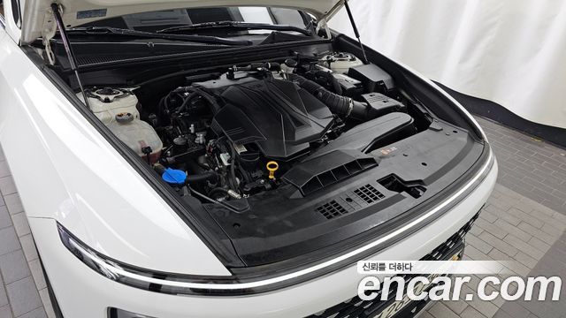 Hyundai Grandeur (GN7) 3.5 LPG 2WD (Taxi) Deluxe 2023 — фото 6
