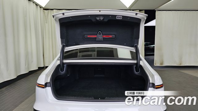 Hyundai Grandeur (GN7) 3.5 LPG 2WD (Taxi) Deluxe 2023 — фото 20