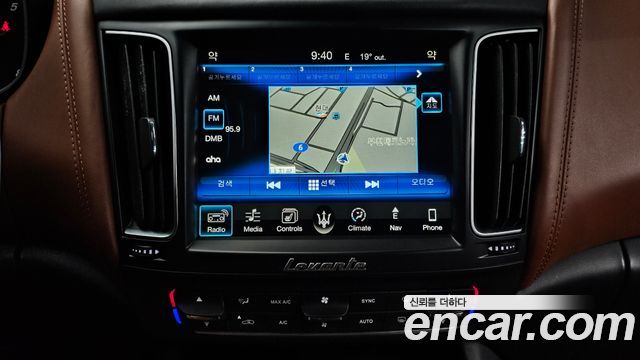 Maserati Levante 3.0 AWD Sport 2017 — фото 14