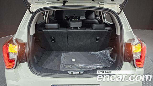 KG Mobility (SsangYong) Very New Tivoli Gasoline 1.5 2WD V3 2021 — фото 20