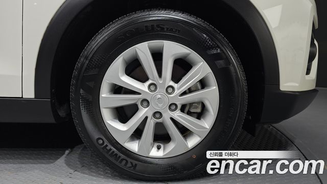 KG Mobility (SsangYong) Very New Tivoli Gasoline 1.5 2WD V3 2021 — фото 21