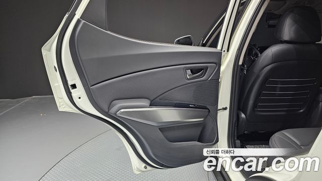 KG Mobility (SsangYong) Very New Tivoli Gasoline 1.5 2WD V3 2021 — фото 25