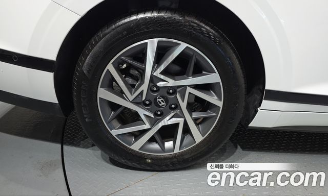 Hyundai Grandeur (GN7) 2,5 Gasoline 2WD Premium 2023 — фото 5