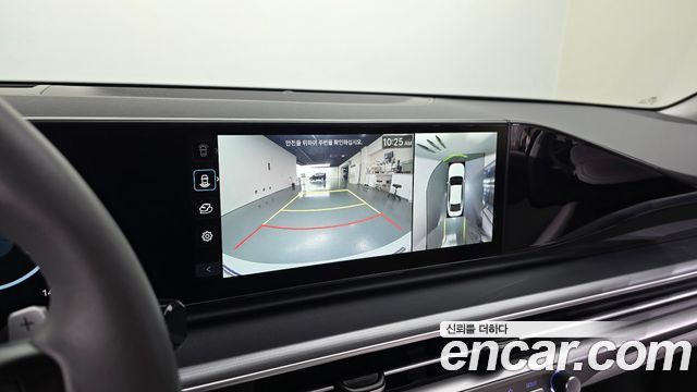 Hyundai Grandeur (GN7) 2,5 Gasoline 2WD Premium 2023 — фото 14