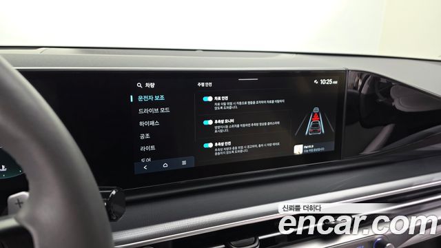 Hyundai Grandeur (GN7) 2,5 Gasoline 2WD Premium 2023 — фото 15
