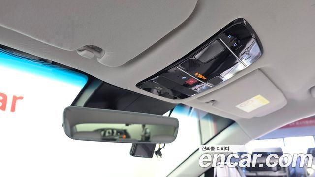 Hyundai Grandeur (GN7) 2,5 Gasoline 2WD Premium 2023 — фото 17