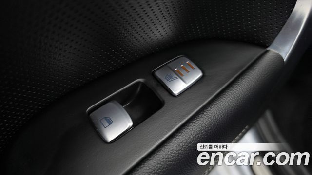 Genesis G70 2.0T Elite 2019 — фото 33