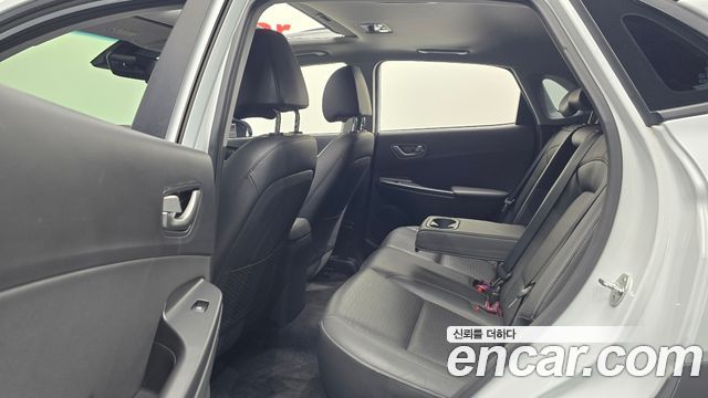 Hyundai Kona Electric Premium 2019 — фото 12