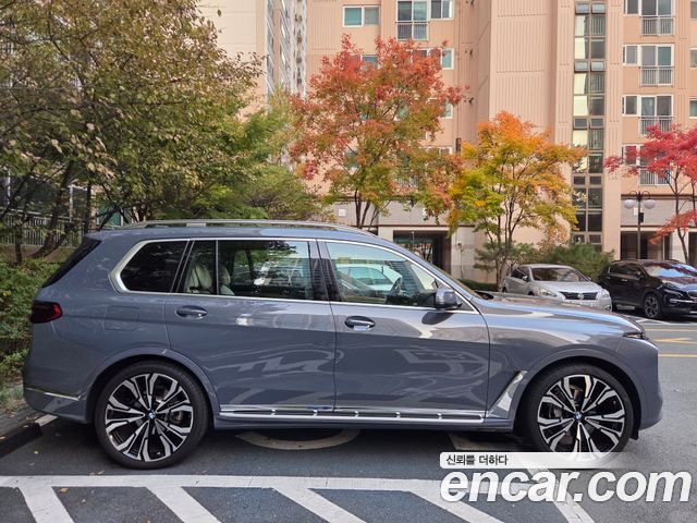 BMW X7 (G07) xDrive 40i Design Pure Excellence Frist Edition 6STR 2023 — фото 6