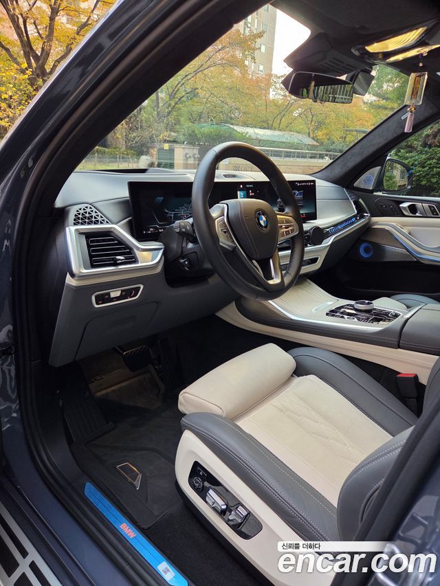 BMW X7 (G07) xDrive 40i Design Pure Excellence Frist Edition 6STR 2023 — фото 7