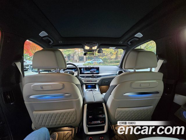 BMW X7 (G07) xDrive 40i Design Pure Excellence Frist Edition 6STR 2023 — фото 11