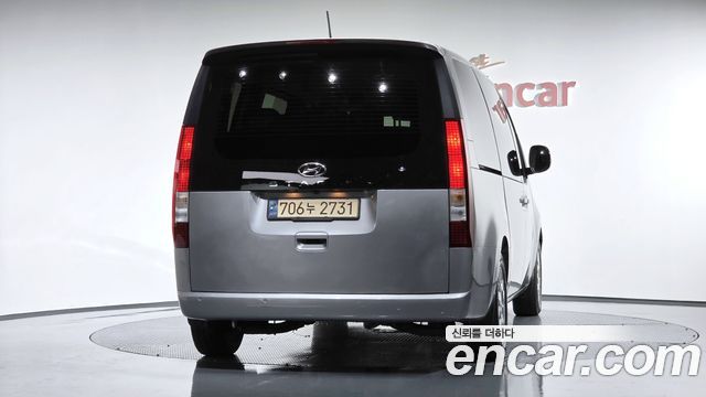 Hyundai Staria Tourer 11-Seater Modern 2022 — фото 4
