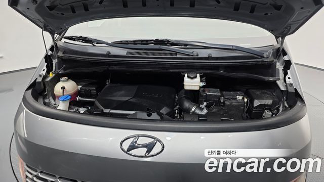 Hyundai Staria Tourer 11-Seater Modern 2022 — фото 6