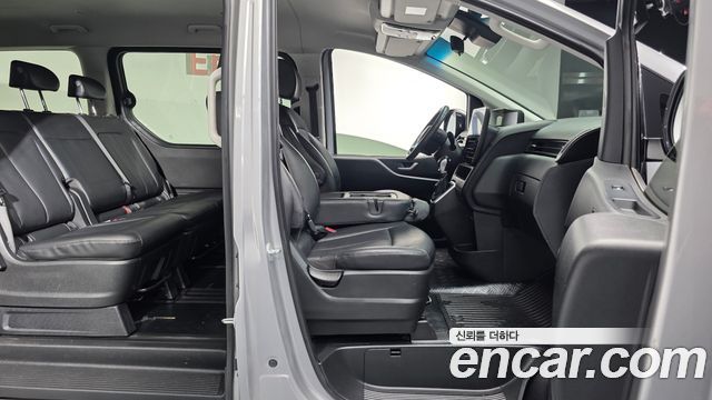 Hyundai Staria Tourer 11-Seater Modern 2022 — фото 11