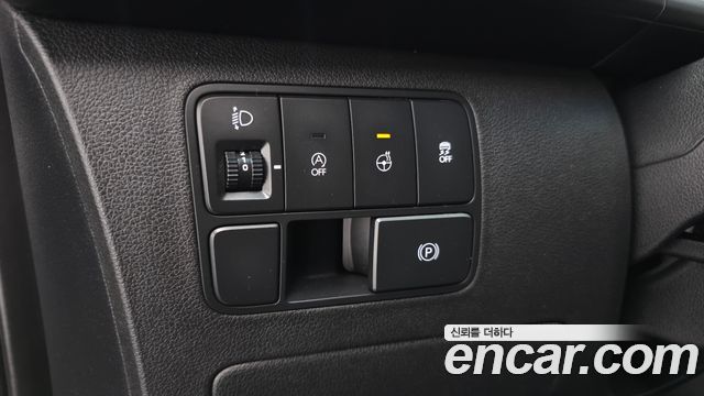 Hyundai Staria Tourer 11-Seater Modern 2022 — фото 18
