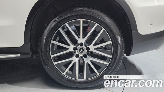 Mercedes-Benz GLC-Class (X253) GLC220 d 4MATIC 2021 — фото 21