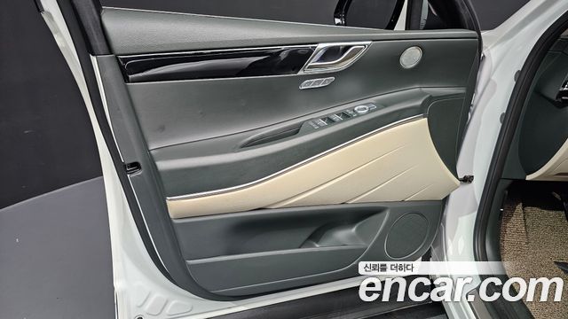 Genesis GV80 2.5T Gasoline AWD 2025 — фото 24