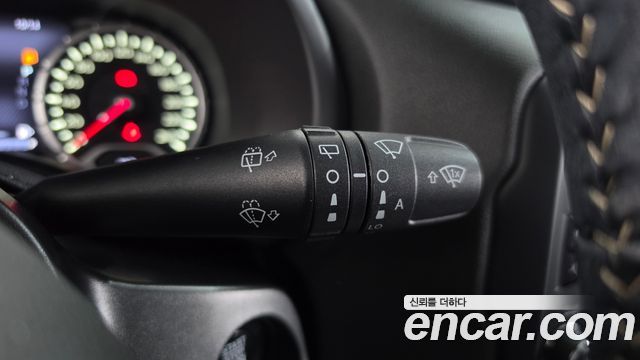 Jeep Renegade 2.0 Diesel Limited AWD 2017 — фото 20