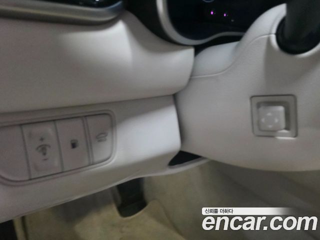 Genesis G70 Gasoline 3.3T 2WD 2025 — фото 14